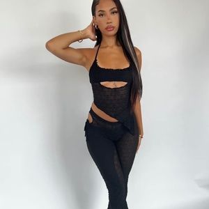 A.R8D YIN LEGGINGS & HALTER TOP SET SIZE XS